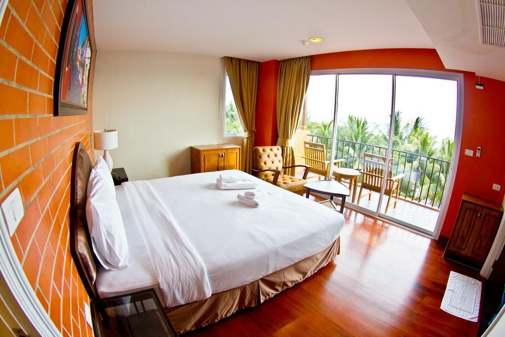 Coasta Bangsaen Hotel Si Racha Room photo