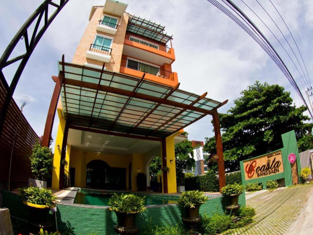 Coasta Bangsaen Hotel Si Racha Exterior photo